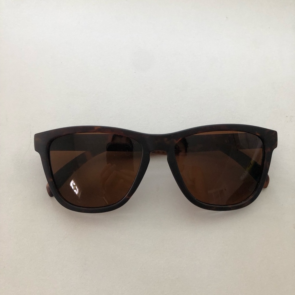 Goodr Bosley’s basset hound dreams sunglasses
